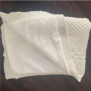 European boutique Nipperland Alpaca Wool Blend Knit Baby Blanket Cream Luxury